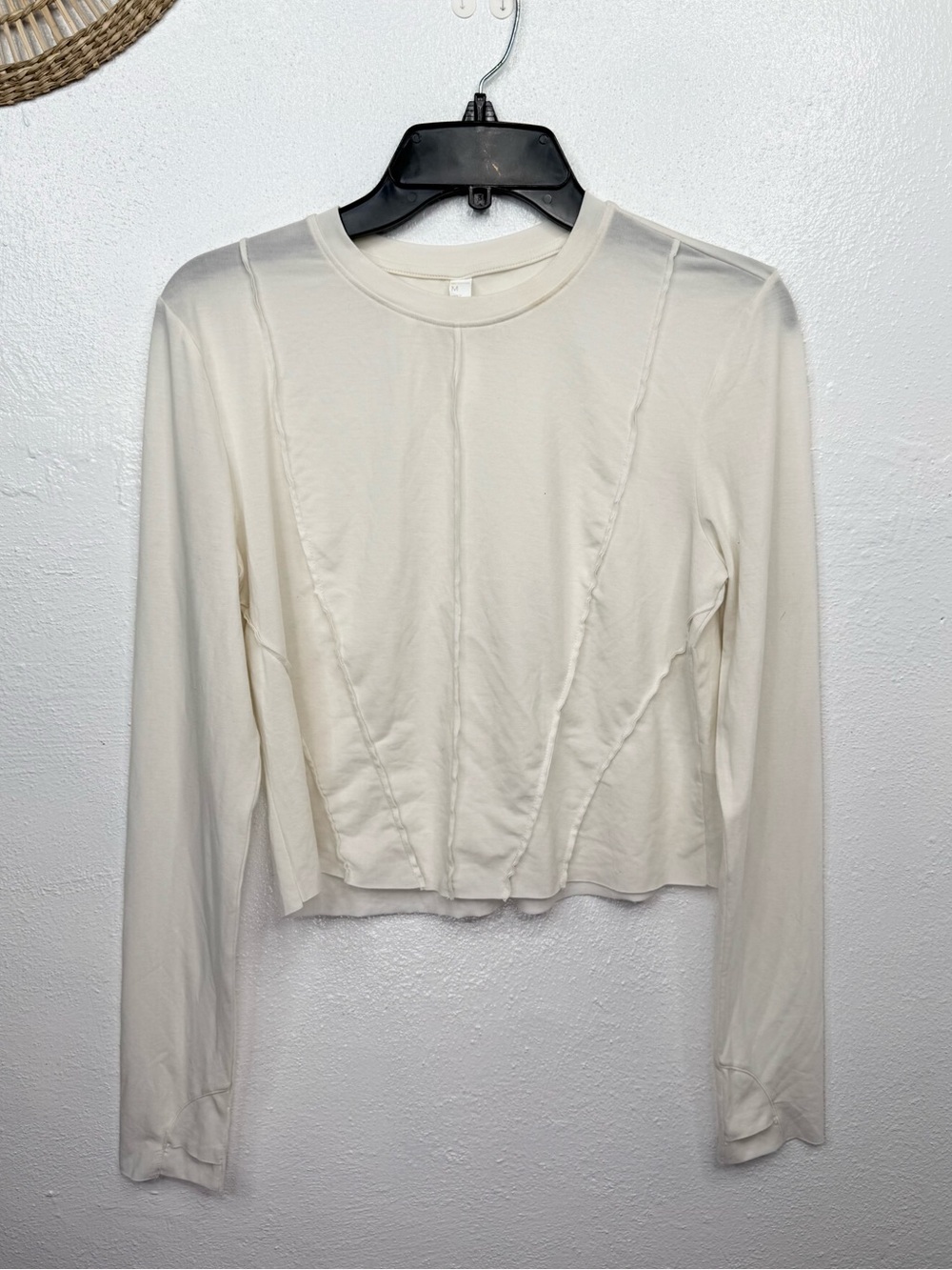 Zella Cropped Athletic Top Womens Size M Ivory Long Sleeve Exposed Seams